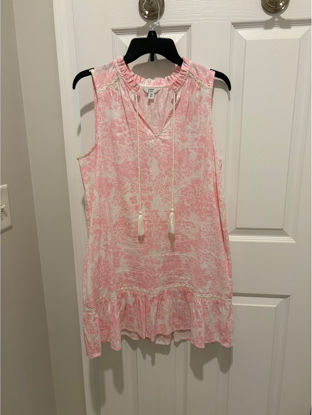 Crown & Ivy Pink sleeveless tassel dress - PM